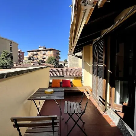 Grande Appartamento In Area Storica Di Bergamo Exterior photo